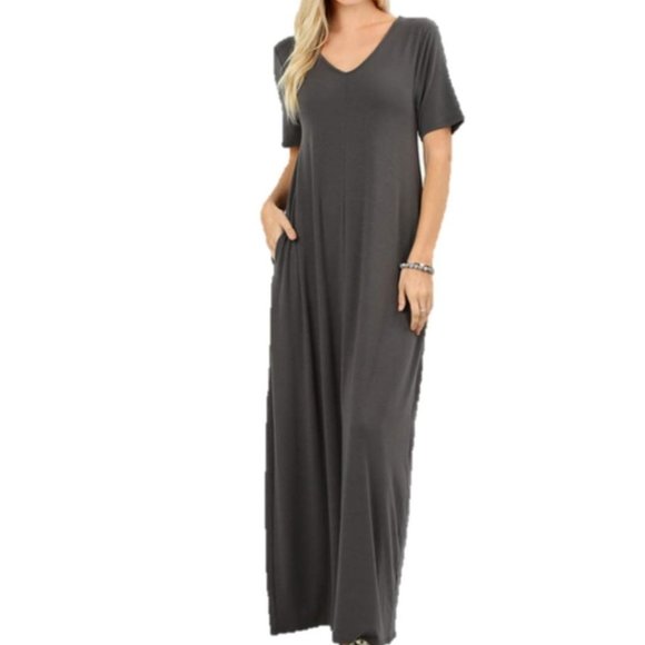 Zenana Outfitters Dresses & Skirts - Zenana Outfitters Gray T-Shirt Maxi Dress